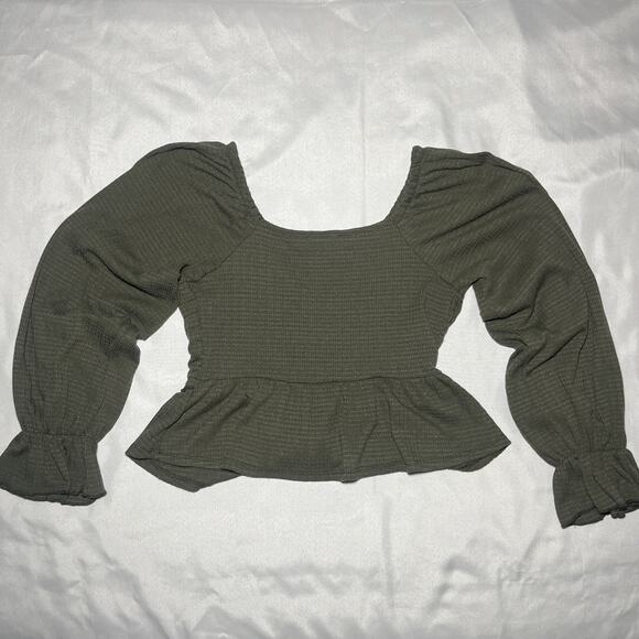 Altard State Top Size S Tiered Ruffles Long Sleeve Smocked Green Vneck Boho Puff - Picture 3 of 6